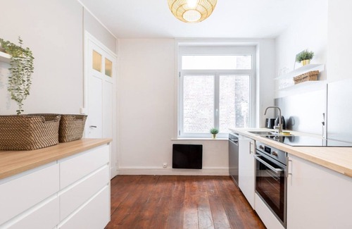 Historic Center Apartment | Lille Centre - 2BR in the heart of Lille!