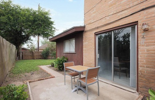 Brownsville Condo | Lillian Ellie's by the Mall