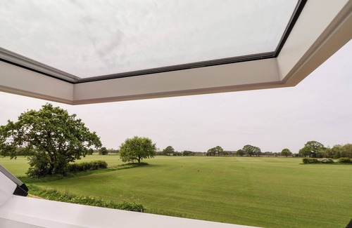 Low Catton Cottage | LILLING GREEN, with a garden in Strensall