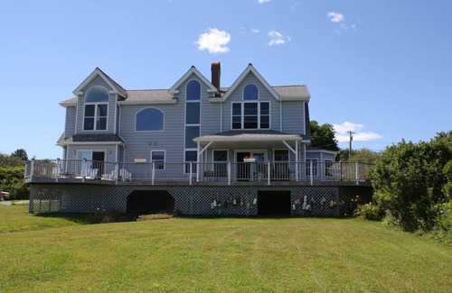Martinsville House | LillyView-Magnificent Ocean views!