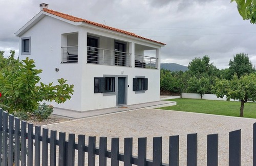 Penamacor Villa | Lily Batuca - Cheerful house with 3 bedrooms