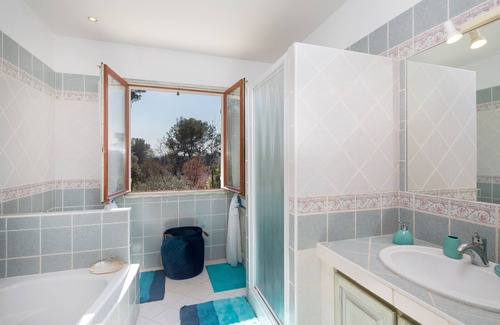 Roquefort-les-Pins Villa | Lily of the Valley Villa near St Paul de Vence