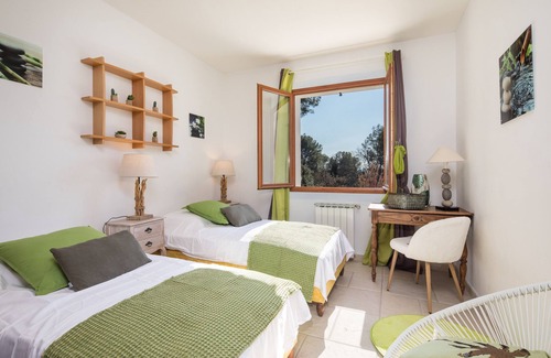 Roquefort-les-Pins Villa | Lily of the Valley Villa near St Paul de Vence