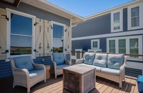 Caswell Beach House | Lily's Pad
