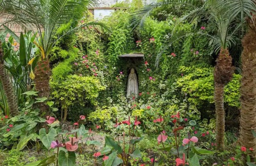 Miraflores House | Lima Luxury Home & Garden Getaway