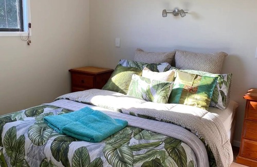 Pinbarren Cabin | Lime Lodge Farmstay-Families-Horse Riders-Nature