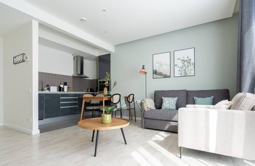 Hostafrancs Apartment | limehome Barcelona Rector Triadó |1-Bedroom Apt LT