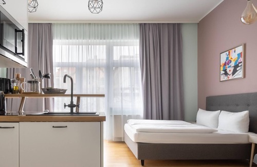 Outer Neustadt Apartment | limehome Dresden Tannenstraße | Suite + Spa Bath