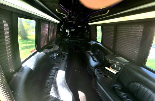 Lemont House | Limo Party Tailgate Bus