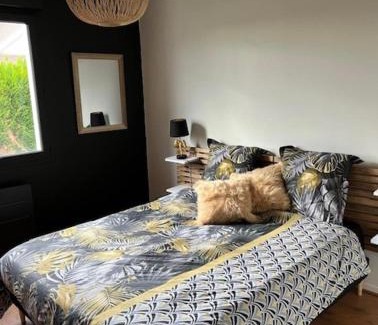 Limoges Apartment | Limoges à la Plage proche de tout avec parking