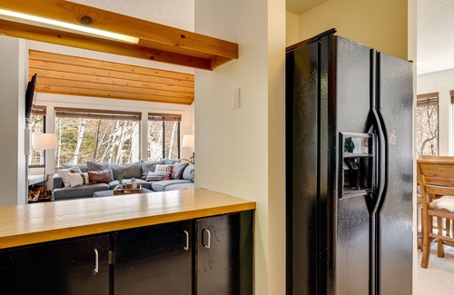 Lincoln Condo | Lincoln Condo Rental w/Shuttle Near Loon Mountain