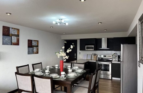 Zona 11 Apartment | Linda vista en hermoso y amplio apartamento