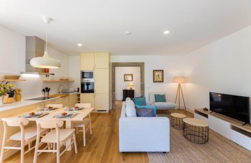 Caldelas Apartment | Linden Tree House A and B
