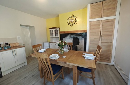 Berwick-upon-Tweed House | Lindisfarne Lodge - Beal