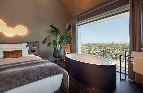 Loerick Hotel | Lindner Hotel Dusseldorf Seestern, part of JdV by Hyatt