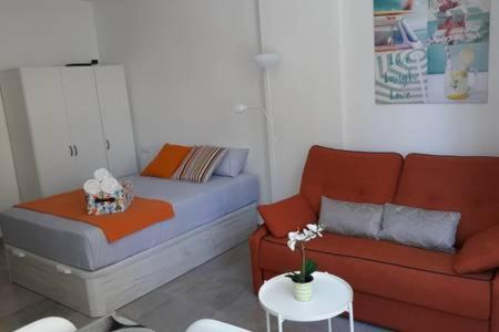 Torremolinos City Centre Apartment | Lindo estudio en centro de Torremolinos