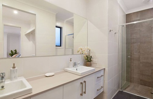 Flinders Park House | Linear Park Living - Brand New 4 Bed Family Home