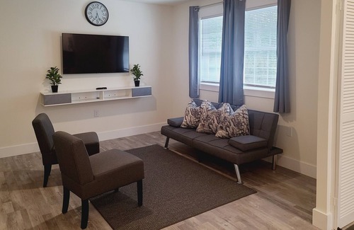 Rehoboth Beach Cottage | LINENS INCLUDED!! BOOK TODAY!!