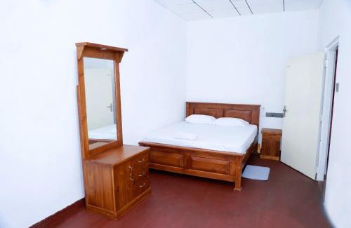Polhena House | Linesa holiday resort