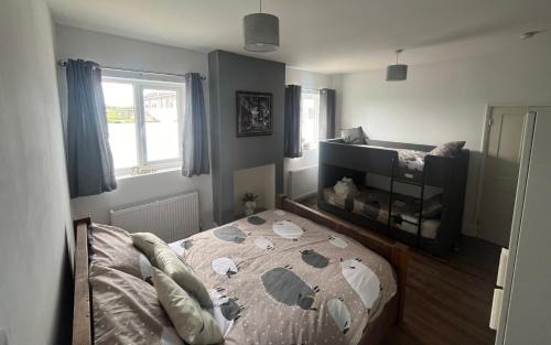 Northallerton Apartment | Lingfield Lodge Ewenique Views pets welcome