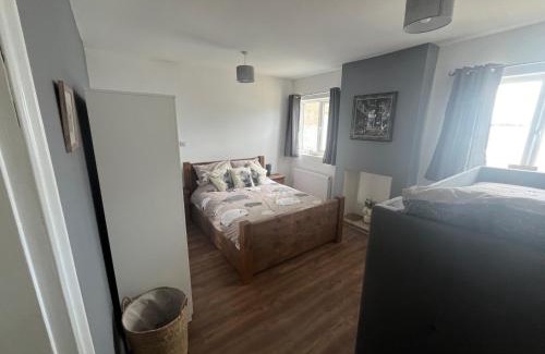 Northallerton Apartment | Lingfield Lodge Ewenique Views pets welcome
