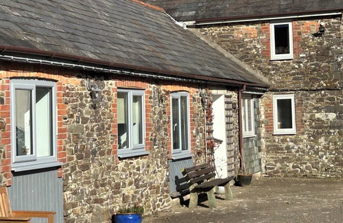 Bude Cottage | Linhay, character 1 bed 19th century cottage, peaceful location