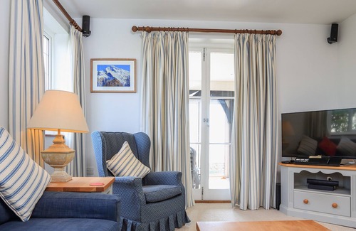 Thurlestone Cottage | LINKS COTTAGE, family friendly, with open fire in Thurlestone