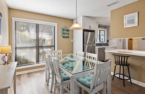 Miramar Beach Villa | Links Home at Sandestin, Golf Cart, Pool & Beach!