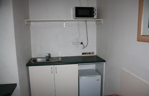 Greenwich Hotel | Linwood Lodge Motel
