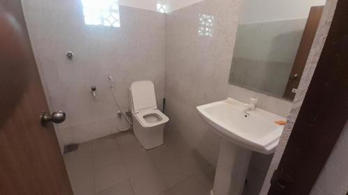 Kadurugoda Hotel | Lion's Hotel