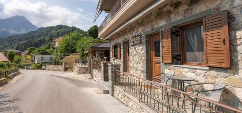 Pramanta House | Liontos Rooms