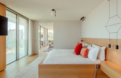 Santa Isabel Condo | Lisbon 5 Stars View in a City Center