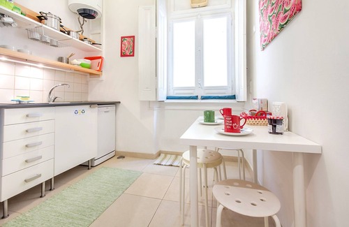 Santo Antonio Apartment | Lisbon Boulevard Apartment