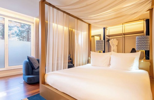 Belem Hotel | Lisbon Hotel | Heritage Suite | Steps from History & Art