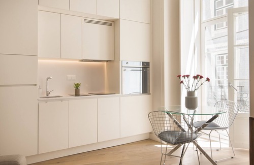 Chiado Apartment | Lisbon Rouge Apartment in the Heart of Lisbon