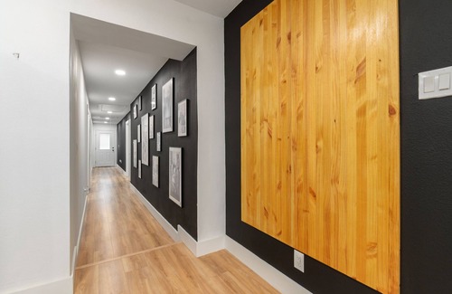 Oak Cliff House | Listen Linda, 5 Bedroom Home Near Bishop Arts