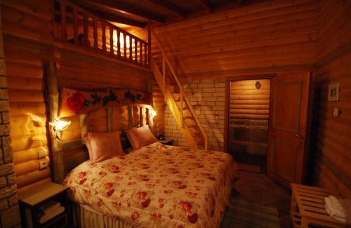 Karpenisi House | Lithos