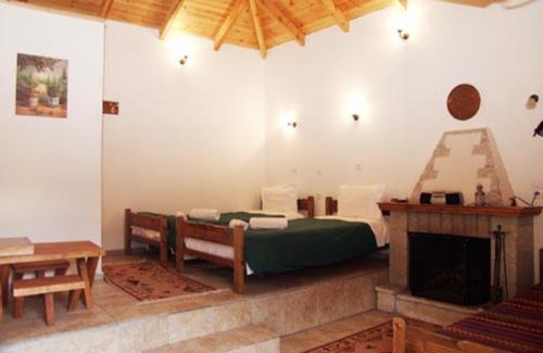 Priolithos House | Lithos