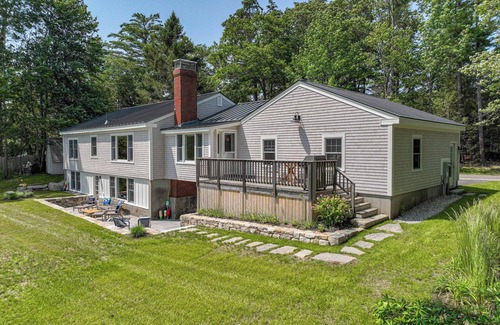 Freeport House | Little Anchor - a waterfront, Maine retreat.