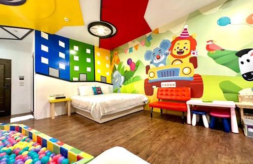 Wujie House | Little Apple B&B