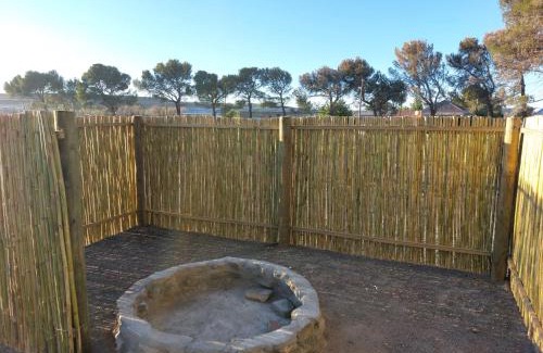 Sutherland House | Little Artist Cottage