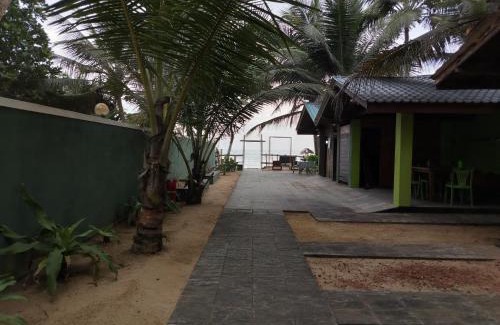 Aturuwella Bed & Breakfast | Little Beach