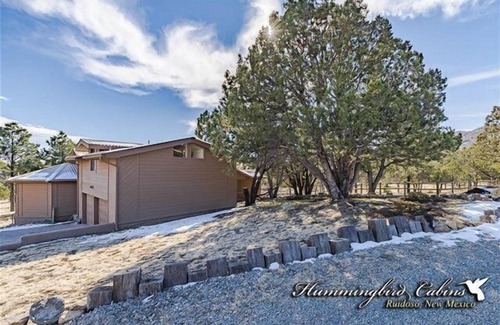 Alto House | Little Bear Lodge: 'Big Lodge filling little shoes' With hot tub. Pet Friendly.