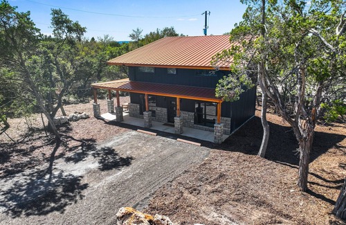 Canyon Lake House | Little Blanca I Canyon Lake, Modern, Boat Parking