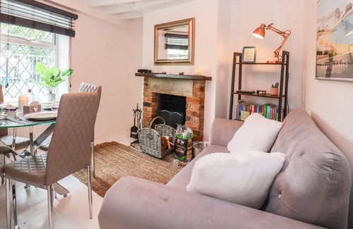 Minster Cottage | LITTLE BLUE COTTAGE, pet friendly, with open fire in Minster