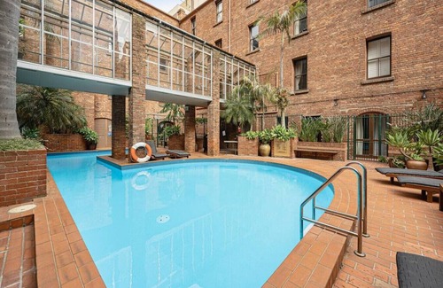 Chinatown Apartment | Little Bourke Street, Melbourne
