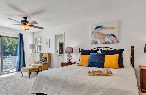 Goodview House | Little Brook Point - SML