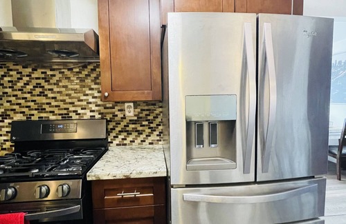 Bassett House | Little Corn House 3 BR House close to Everywhere