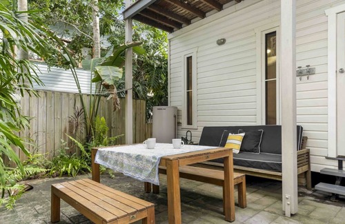 Brunswick Heads Apartment | Little Cove - Heart of Town