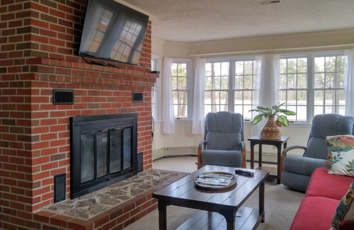 Bethlehem House | Little Creek Hideaway - Privacy and Perfect Family Getaway.